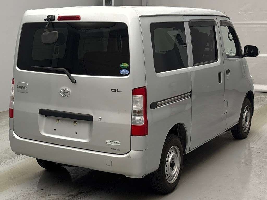 TOYOTA TOWN ACE