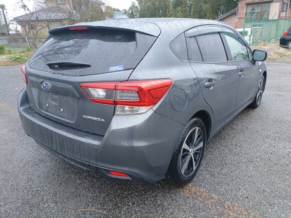 SUBARU IMPREZA