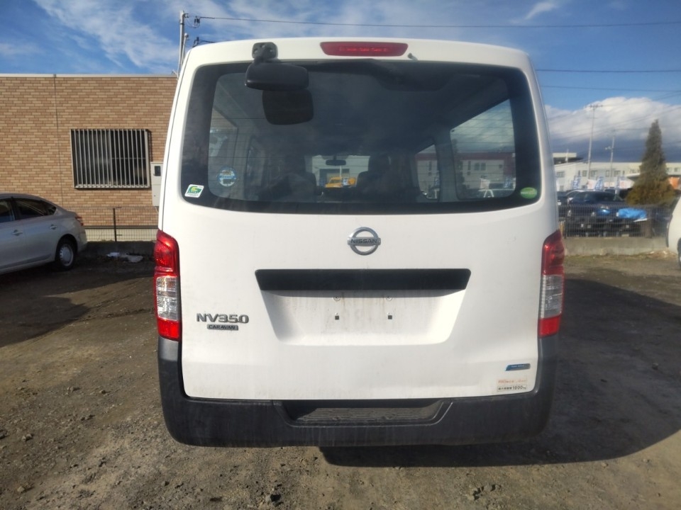 NISSAN NV350 CARAVAN