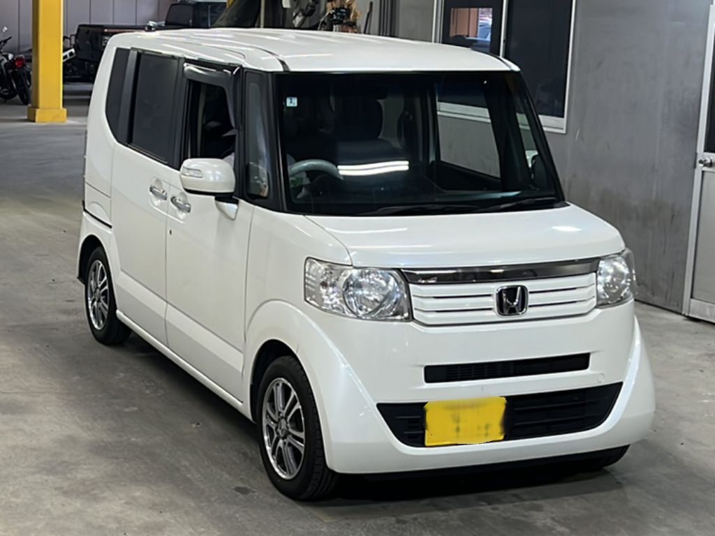 HONDA N-BOX