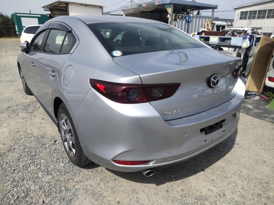 MAZDA MAZDA3