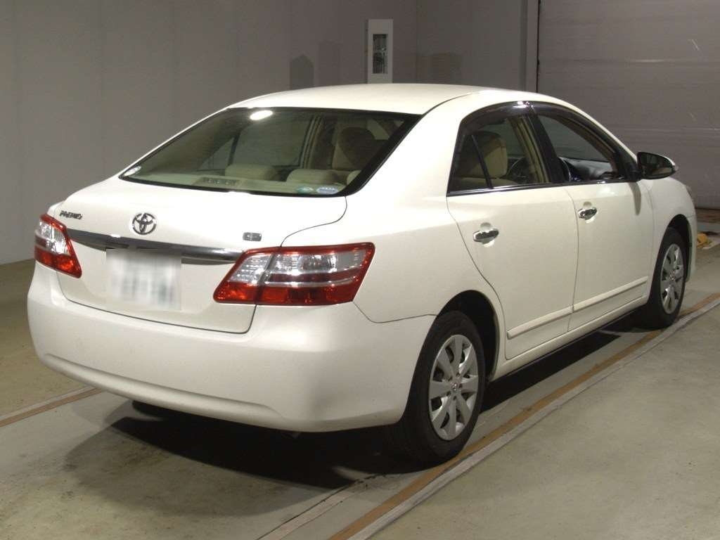 TOYOTA PREMIO