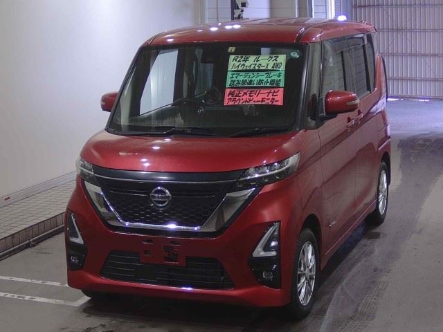 NISSAN ROOX