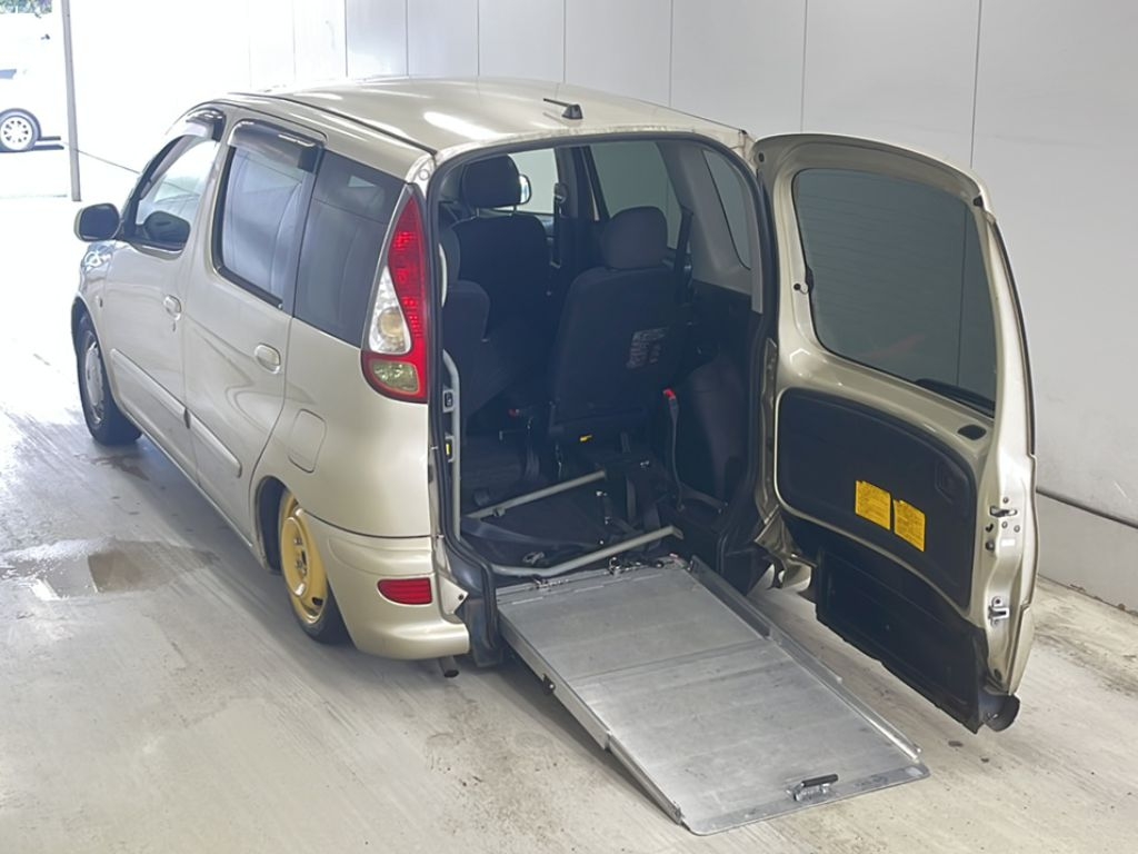 TOYOTA FUNCARGO