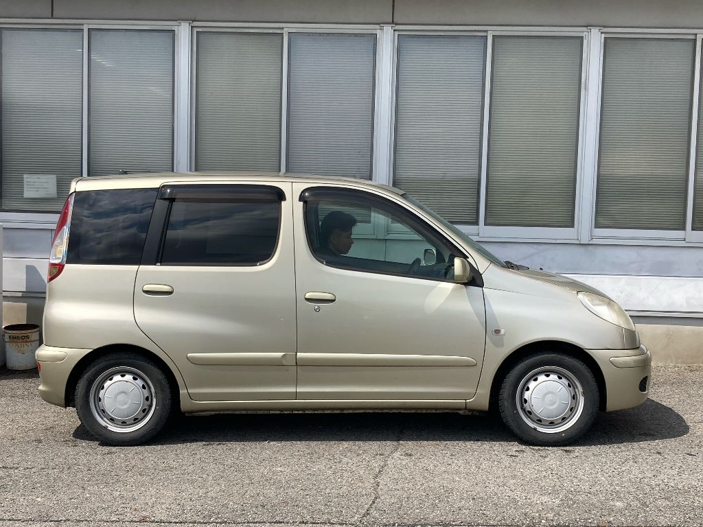 TOYOTA FUNCARGO