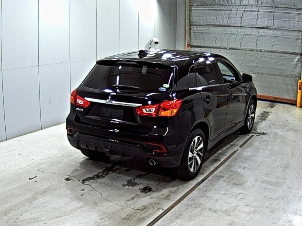 MITSUBISHI RVR