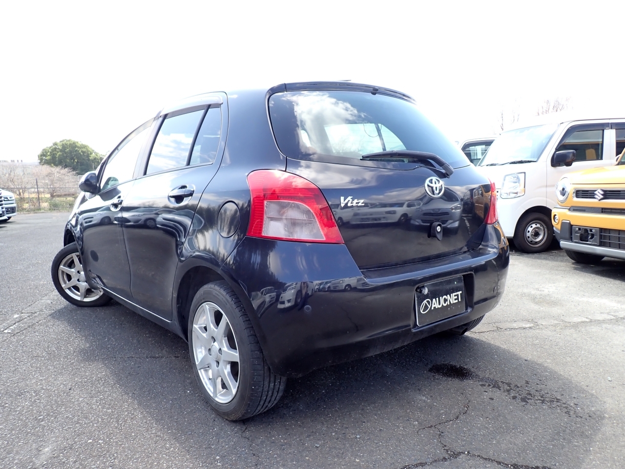 TOYOTA VITZ