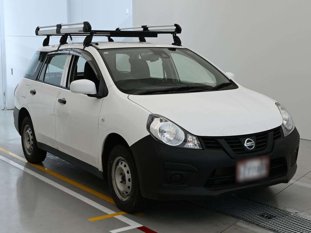 NISSAN AD