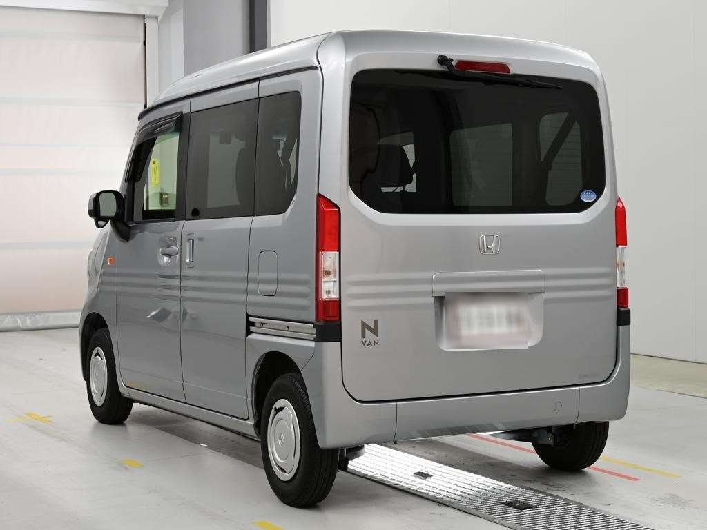 HONDA N-VAN