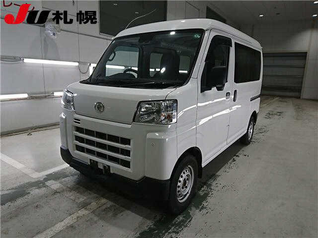 TOYOTA PIXIS VAN