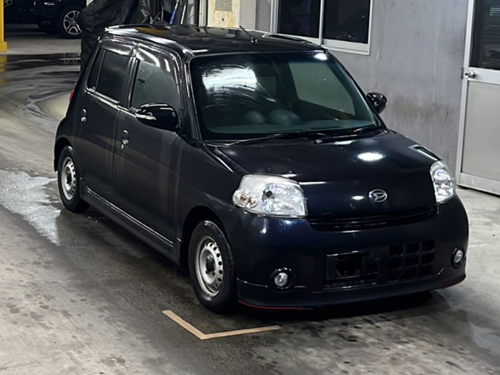 DAIHATSU ESSE