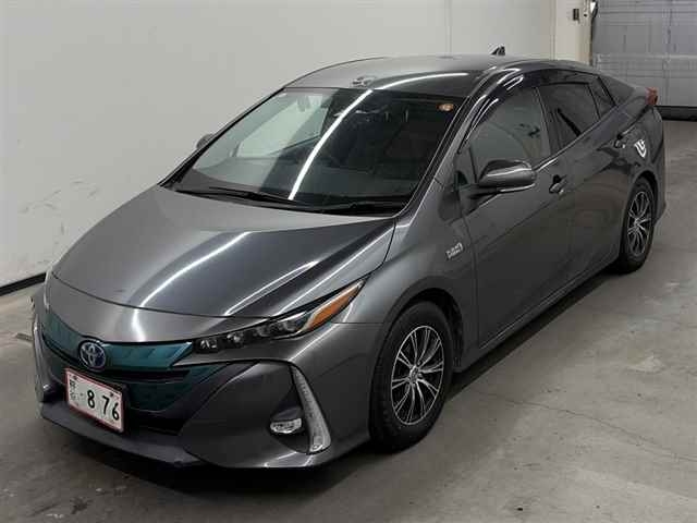 TOYOTA PRIUS PHV