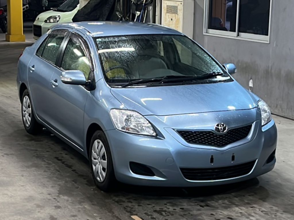 TOYOTA BELTA