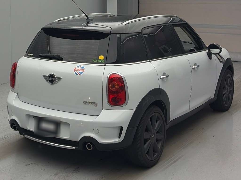 MINI CROSSOVER