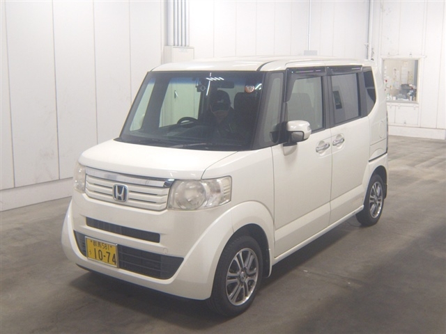 HONDA N-BOX+