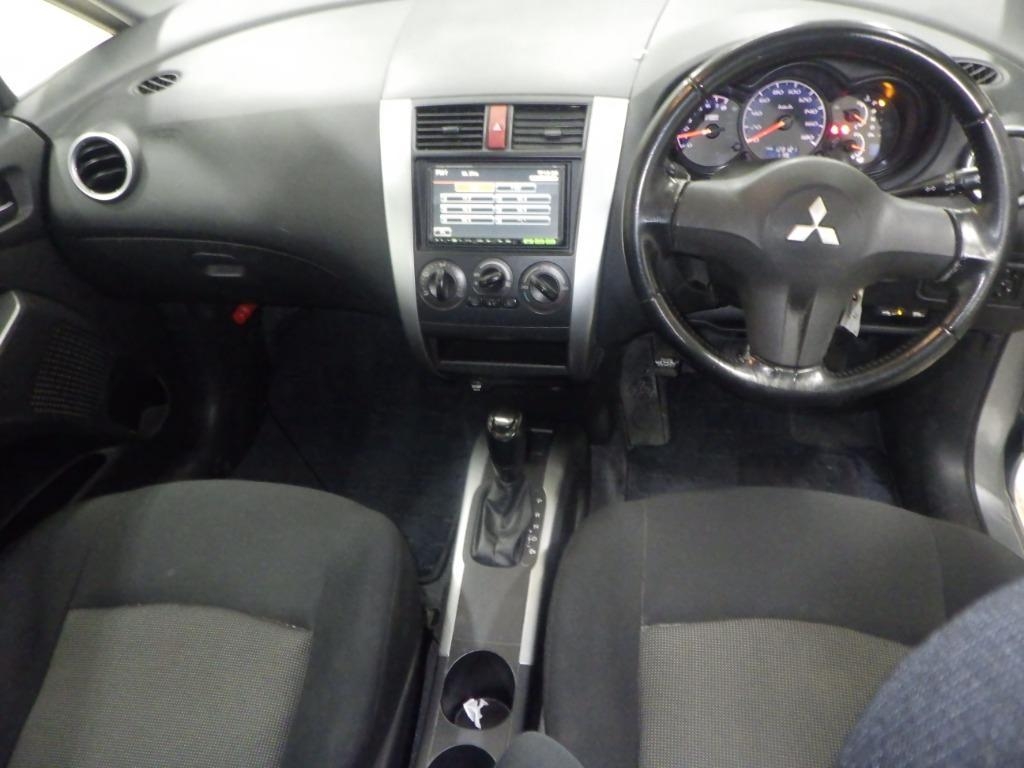MITSUBISHI COLT PLUS