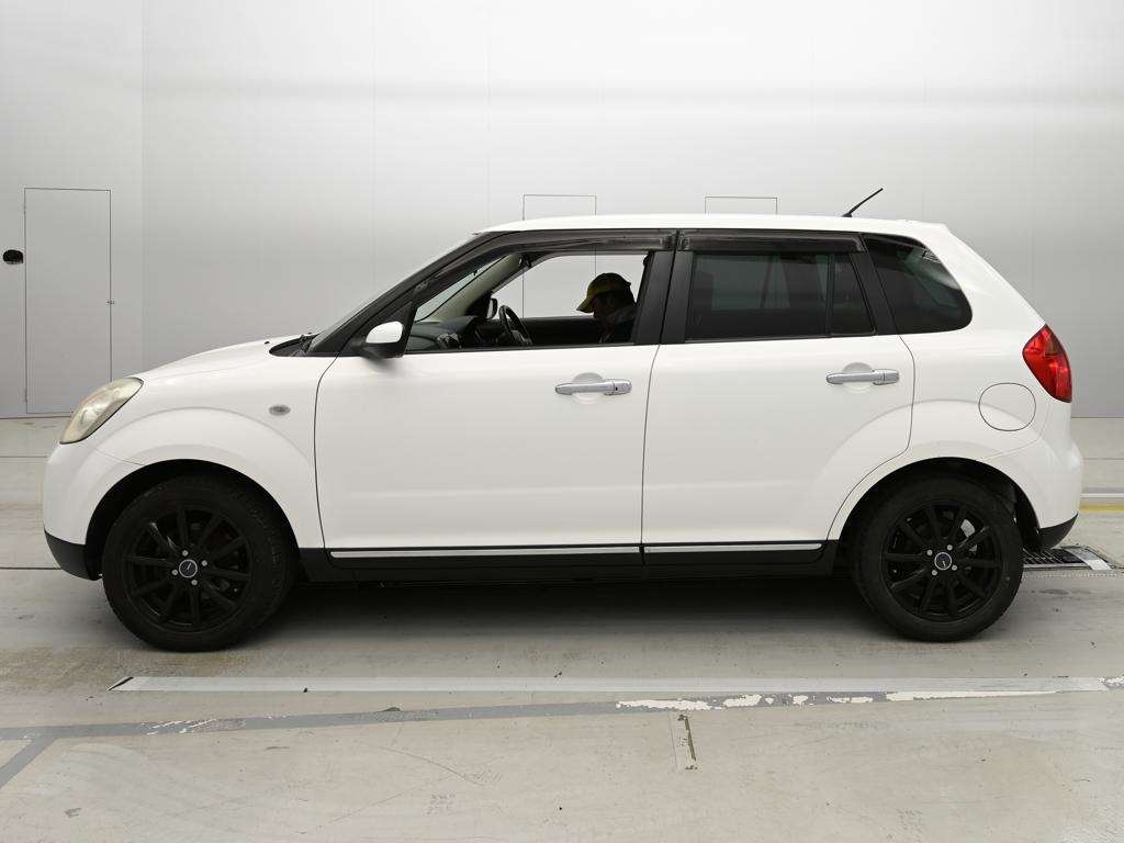 MAZDA VERISA
