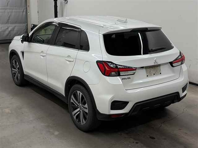 MITSUBISHI RVR