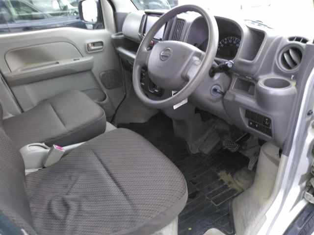 NISSAN NV100 CLIPPER