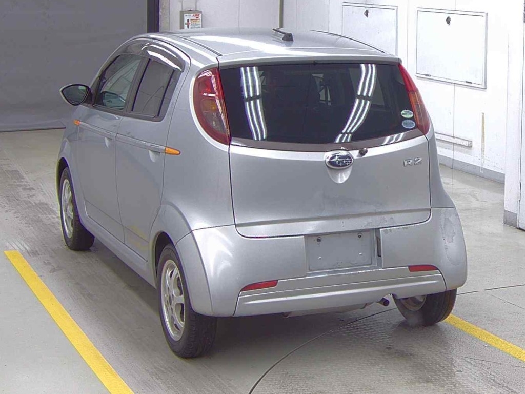 SUBARU R2