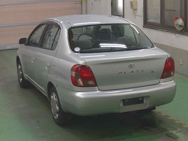 TOYOTA PLATZ