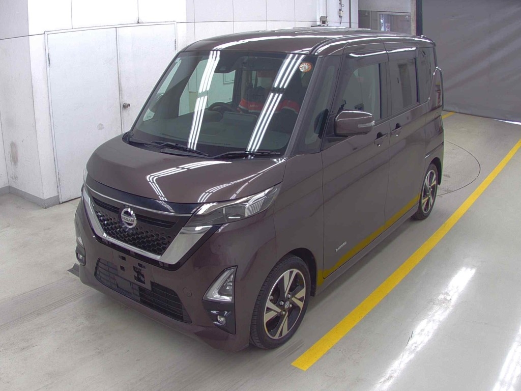 NISSAN ROOX