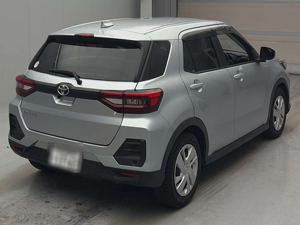 TOYOTA RAIZE
