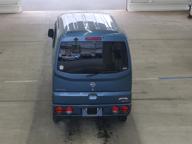 NISSAN CLIPPER