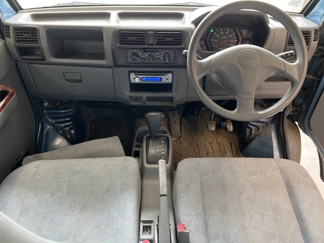NISSAN CLIPPER