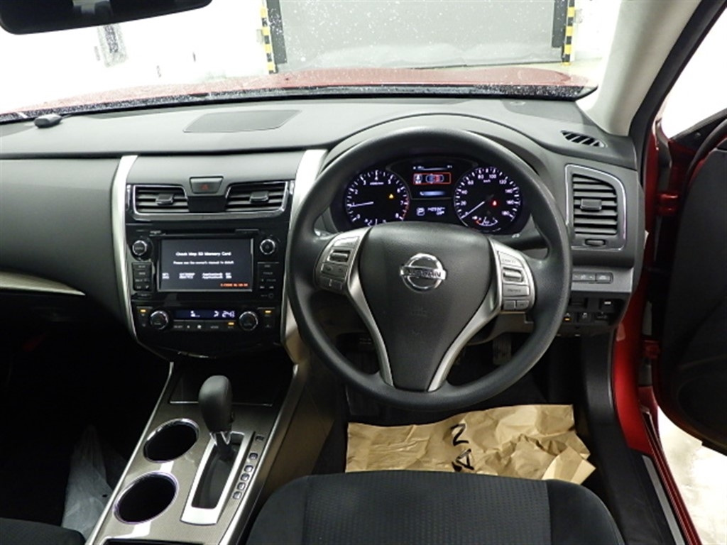 NISSAN TEANA