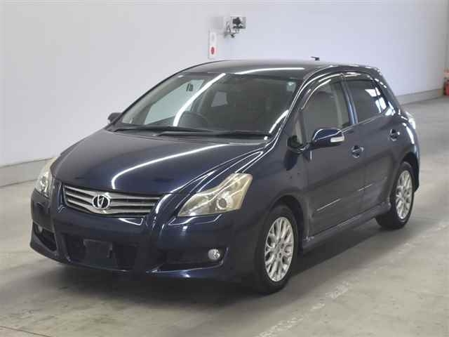 TOYOTA BLADE
