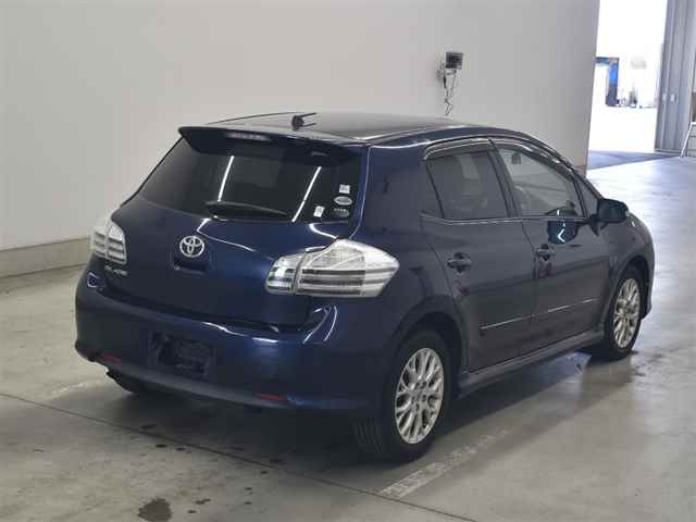 TOYOTA BLADE