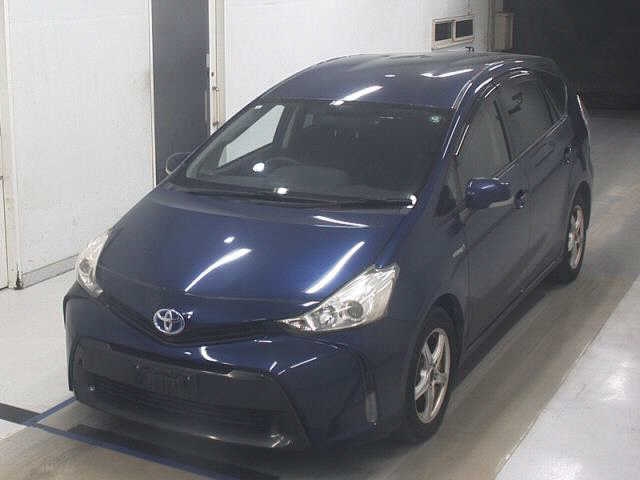 TOYOTA PRIUS ALPHA