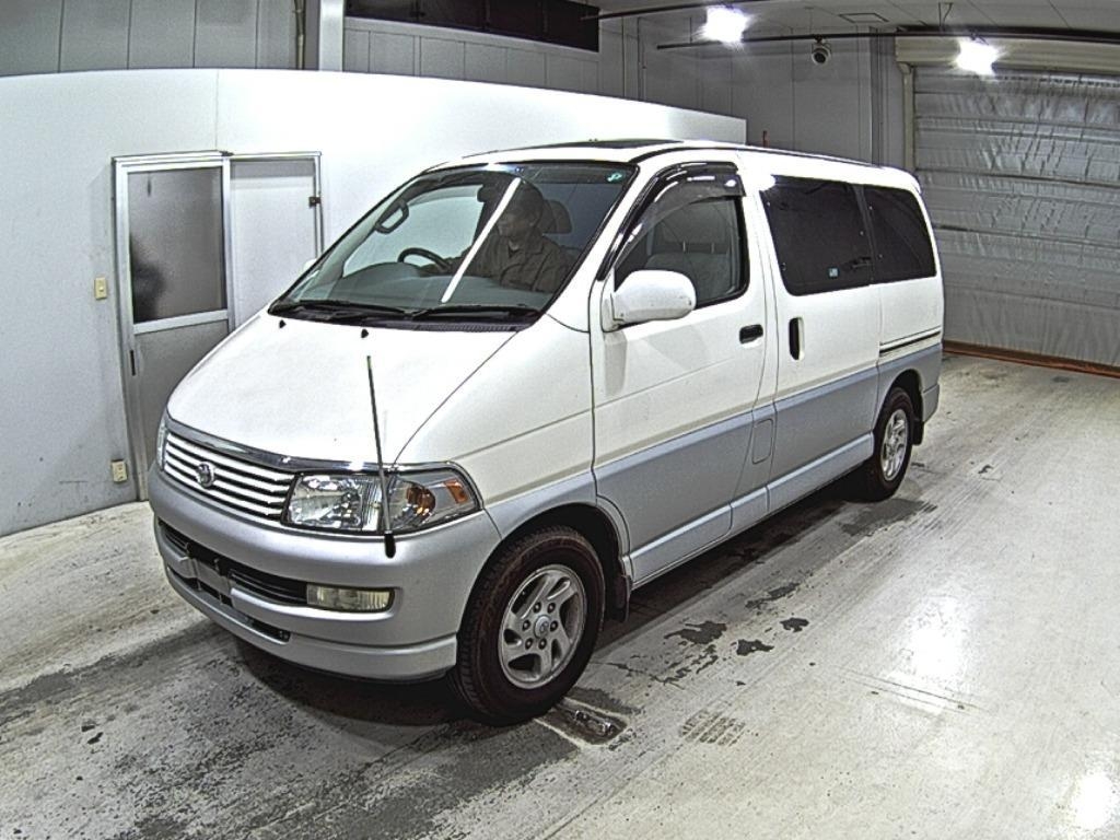 TOYOTA HIACE REGIUS