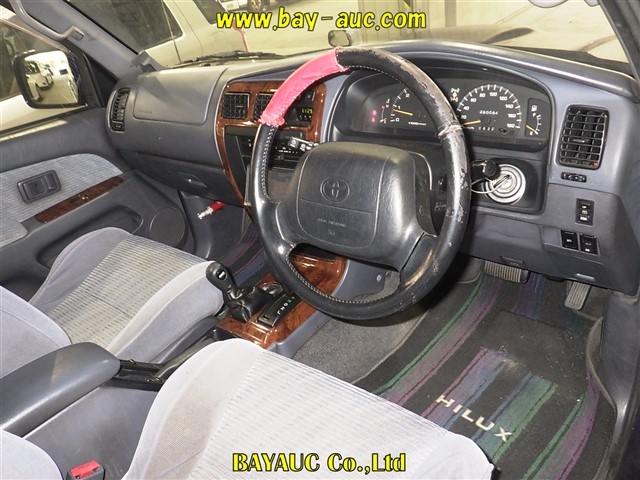 TOYOTA HILUX SURF