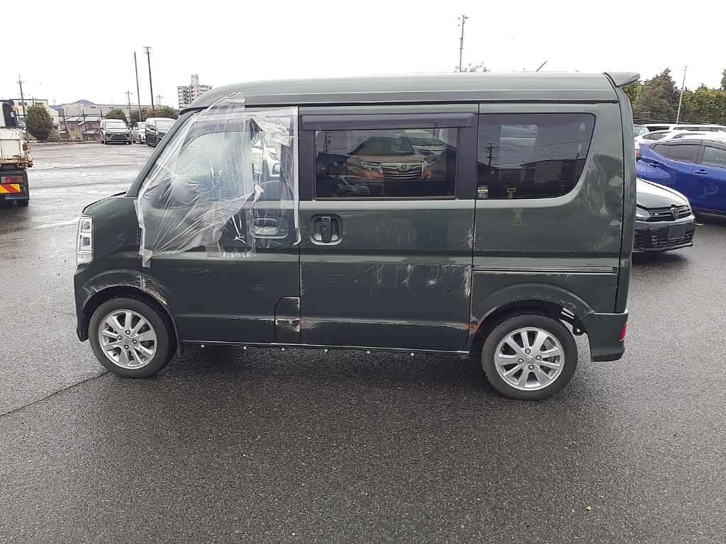 MITSUBISHI TOWN BOX