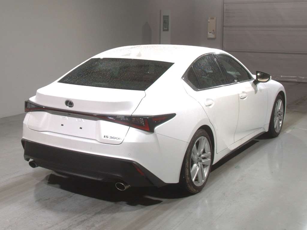 LEXUS IS300H