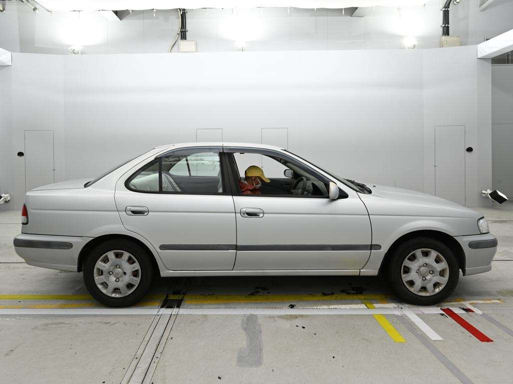 NISSAN SUNNY