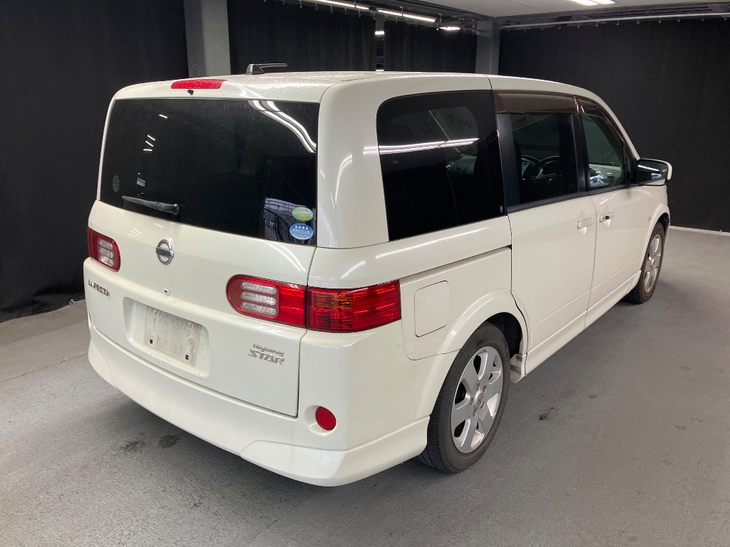 NISSAN LAFESTA