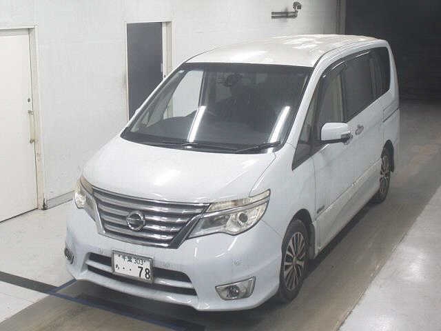 NISSAN SERENA