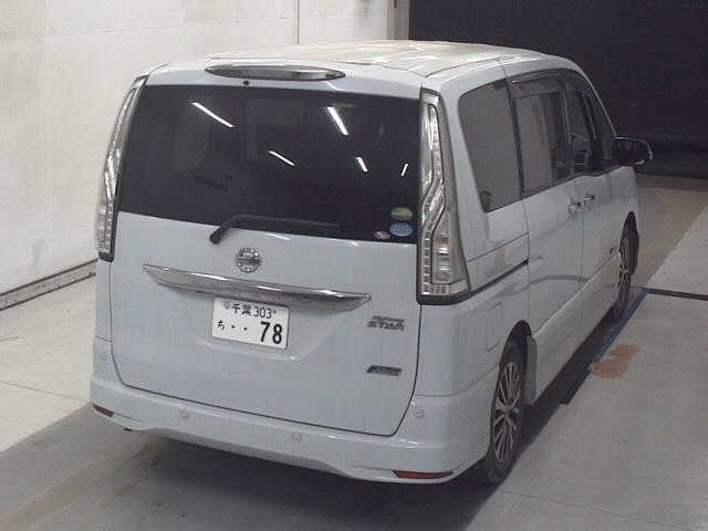 NISSAN SERENA