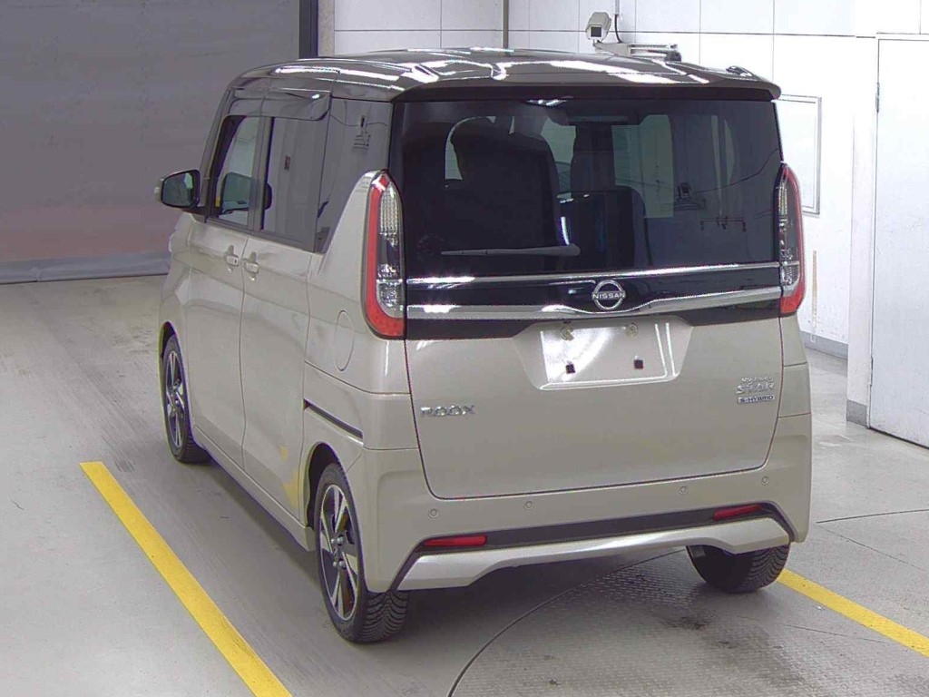 NISSAN ROOX