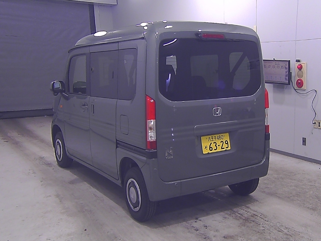 HONDA N-VAN
