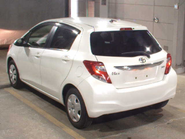 TOYOTA VITZ
