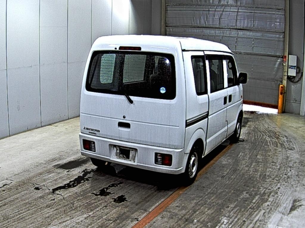 MITSUBISHI MINICAB