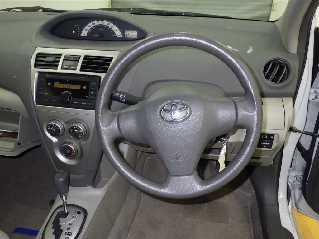 TOYOTA BELTA