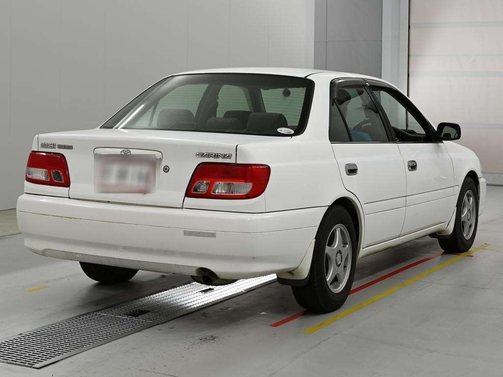 TOYOTA CARINA