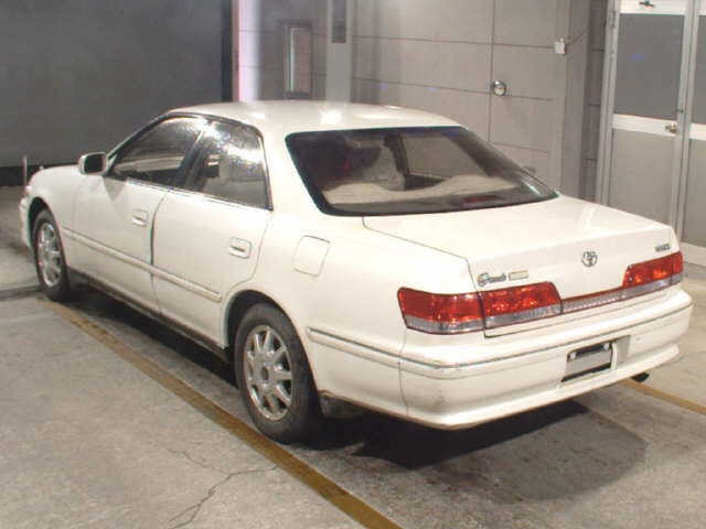 TOYOTA MARK II