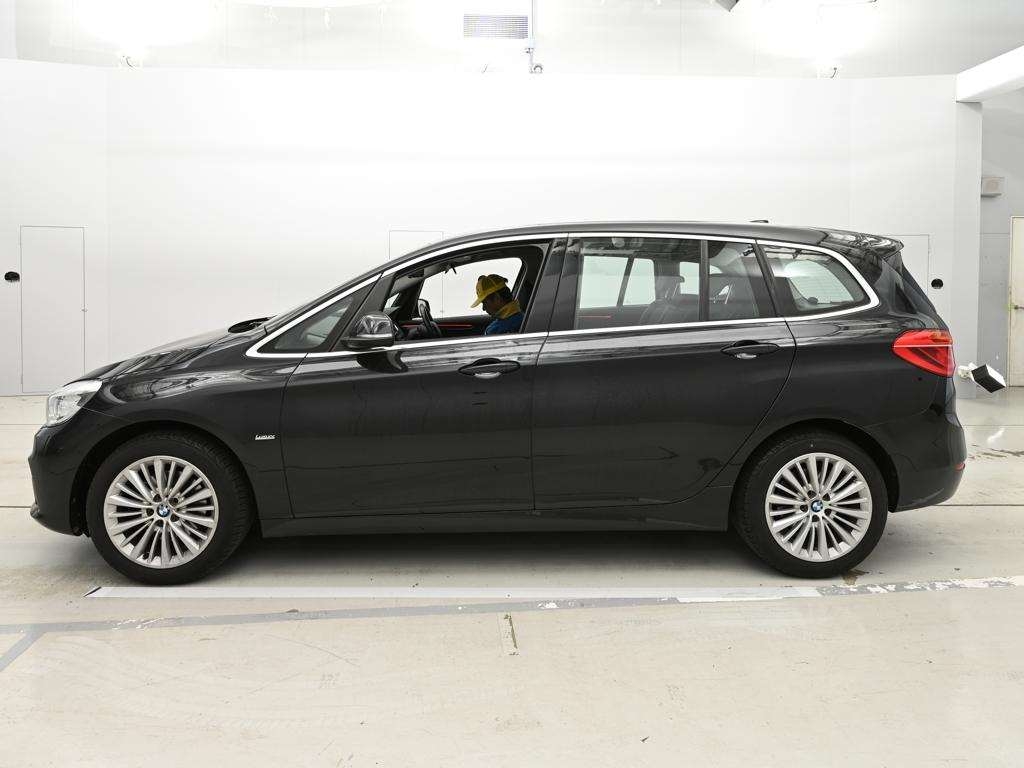 BMW 2-SERIES GRAN TOURER