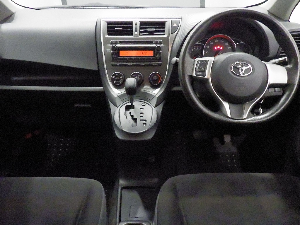 TOYOTA RACTIS